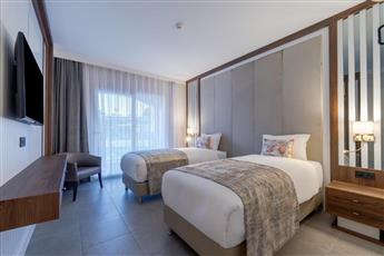 Batihan Beach Resort & Spa