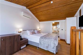 Batihan Beach Resort & Spa