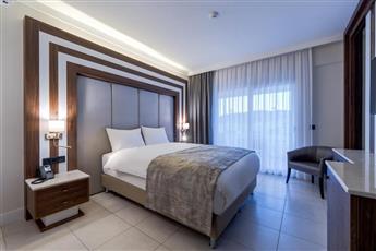 Batihan Beach Resort & Spa