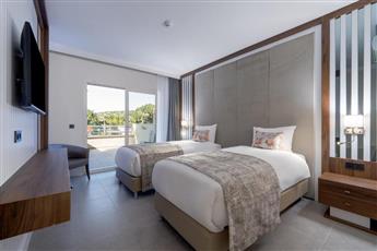 Batihan Beach Resort & Spa