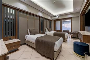 Batihan Beach Resort & Spa