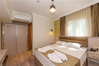 Bazaar Hotel Old City 2*