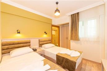 Bazaar Hotel Old City 2*