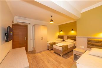 Bazaar Hotel Old City 2*