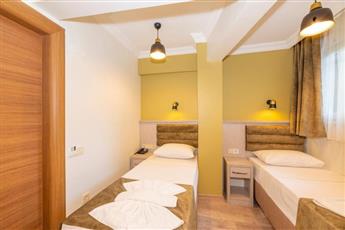 Bazaar Hotel Old City 2*