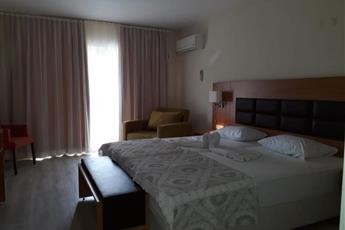 Begonville Hotel
