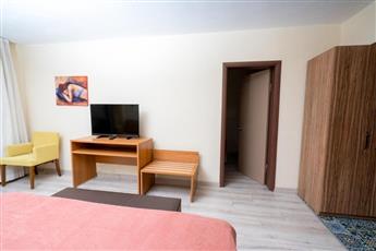 Begonville Hotel