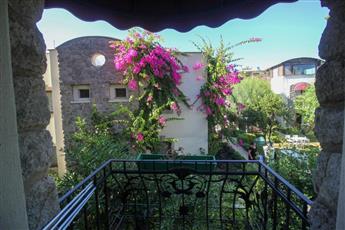 Bella Garden Hotel