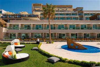 Bellazure Hotel