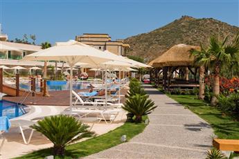 Bellazure Hotel