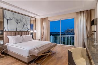 Bellis Deluxe Hotel Special Rooms