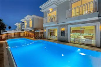 Bellis Deluxe Hotel Special Rooms