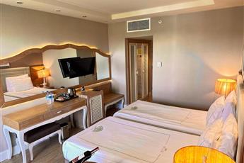 Bellis Deluxe Hotel