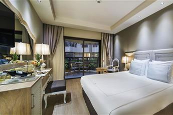 Bellis Deluxe Hotel