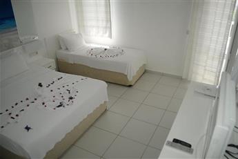 Bendis Beach Hotel
