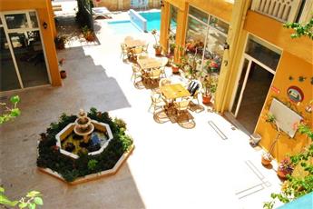 Benna Hotel