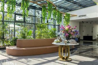 Berry Blue Hotel
