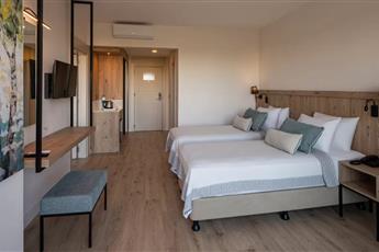 Berry Blue Hotel