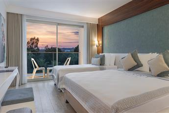 Berry Blue Hotel