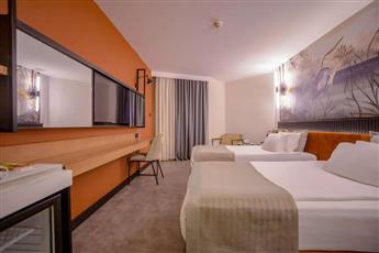 Best Western Plus Khan Hotel 4*