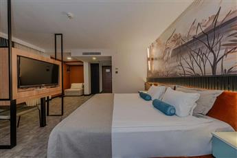 Best Western Plus Khan Hotel 4*