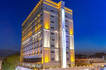Best Western Plus Khan Hotel 4*