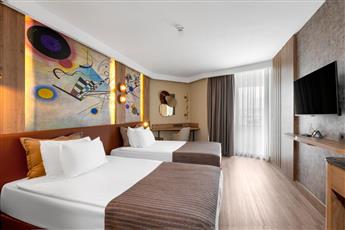 Best Western Plus Khan Hotel