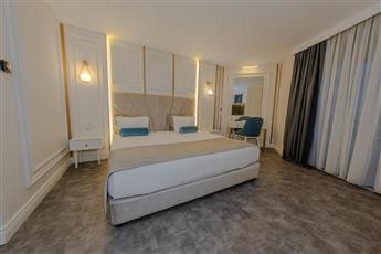 Best Western Plus Khan Hotel