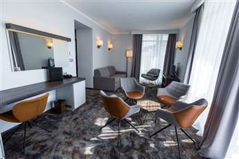 Best Western Plus Premium Inn 4* Best Western Plus Premium Inn 4*