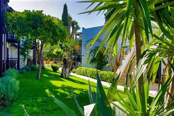 Bitez Garden Life 4*