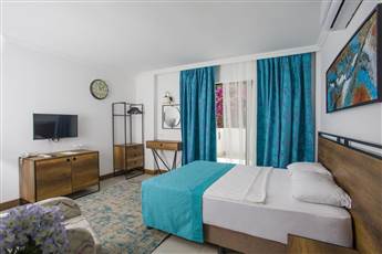 Bitez Garden Life 4*