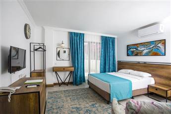 Bitez Garden Life 4*