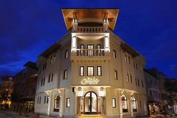 Biz Cevahir Sultanahmet Hotel 4*