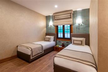 Biz Cevahir Sultanahmet Hotel 4*