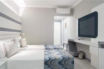 Blue Marlin Deluxe Spa & Resort
