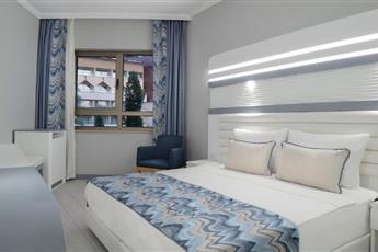 Blue Marlin Deluxe Spa & Resort