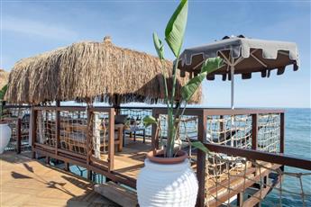 Blue Marlin Deluxe Spa & Resort