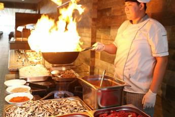 Blue Wave Suite Hotel 4*