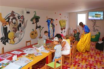 Blue Wave Suite Hotel 4*