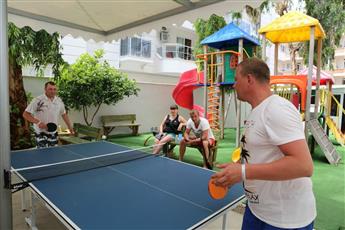 Blue Wave Suite Hotel