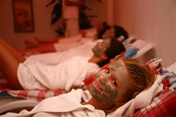 Blue Wave Suite Hotel