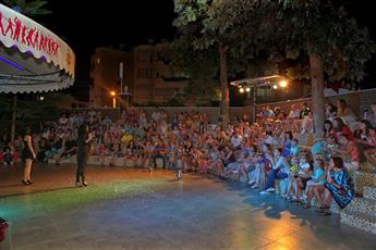 Blue Wave Suite Hotel