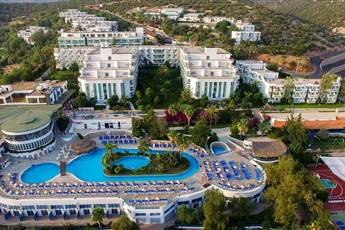 Bodrum Holiday Resort & Spa 5*