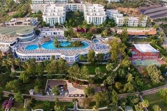 Bodrum Holiday Resort & Spa 5*
