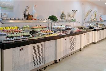 Bodrum Holiday Resort & Spa 5*