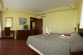 Bodrum Holiday Resort & Spa 5*