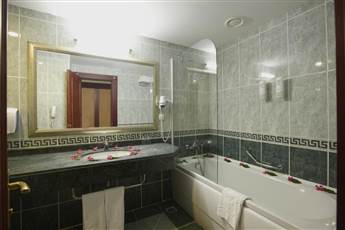 Bodrum Holiday Resort & Spa 5*