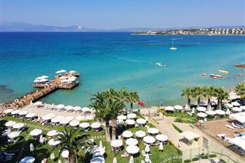 Boyalık Beach Hotel SPA & Thermal Resort 5* Boyalık Beach Hotel SPA & Thermal Resort 5*