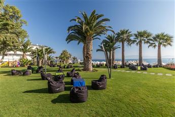 Boyalık Beach Hotel SPA & Thermal Resort 5* Boyalık Beach Hotel SPA & Thermal Resort 5*