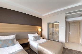 Boyalık Beach Hotel SPA & Thermal Resort 5* Boyalık Beach Hotel SPA & Thermal Resort 5*
